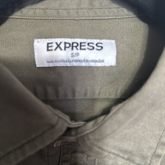 Mens Express Army green button down - Picture 5 of 5